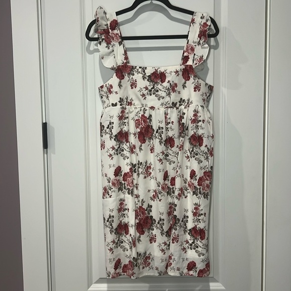 ANNA-KACI CALIFORNIA WHITE FLORAL EMPIRE WAIST SLEEVELESS DRESS - Picture 5 of 9